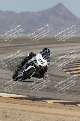 media/Oct-02-2025-Racers Edge (Thu) [[2c91cb6ab3]]/2-A Group/Session 5-Turn 12 (130pm)/